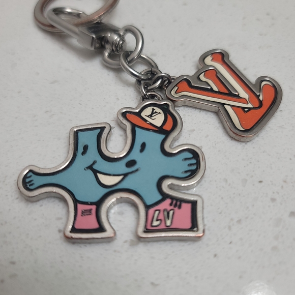 Louis Vuitton Blue and Orange Kids Keychain - Picture 1 of 8